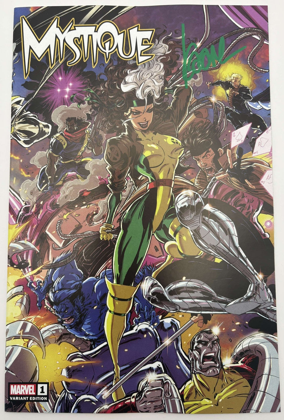 [Signed by Kaare Andrews] MYSTIQUE 1 UNKNOWN COMICS KAARE ANDREWS CONNECTING COVER EXCLUSIVE VAR [IN STOCK] - East Coast Comics