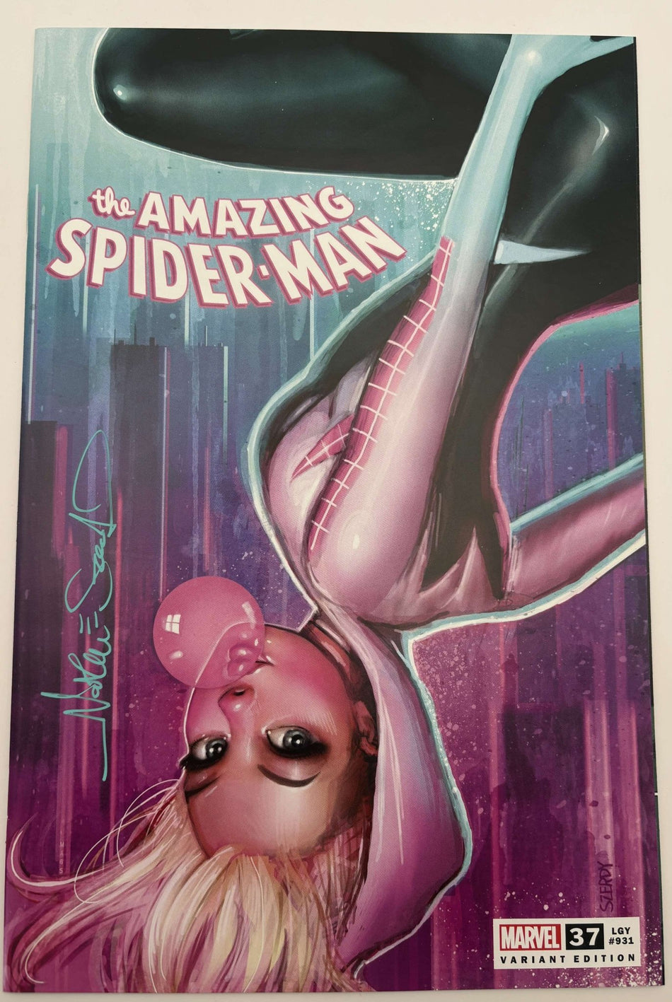 [Signed by Nathan Szerdy] AMAZING SPIDER - MAN 37 [GW] UNKNOWN COMICS NATHAN SZERDY EXCLUSIVE VAR [IN STOCK] - East Coast Comics