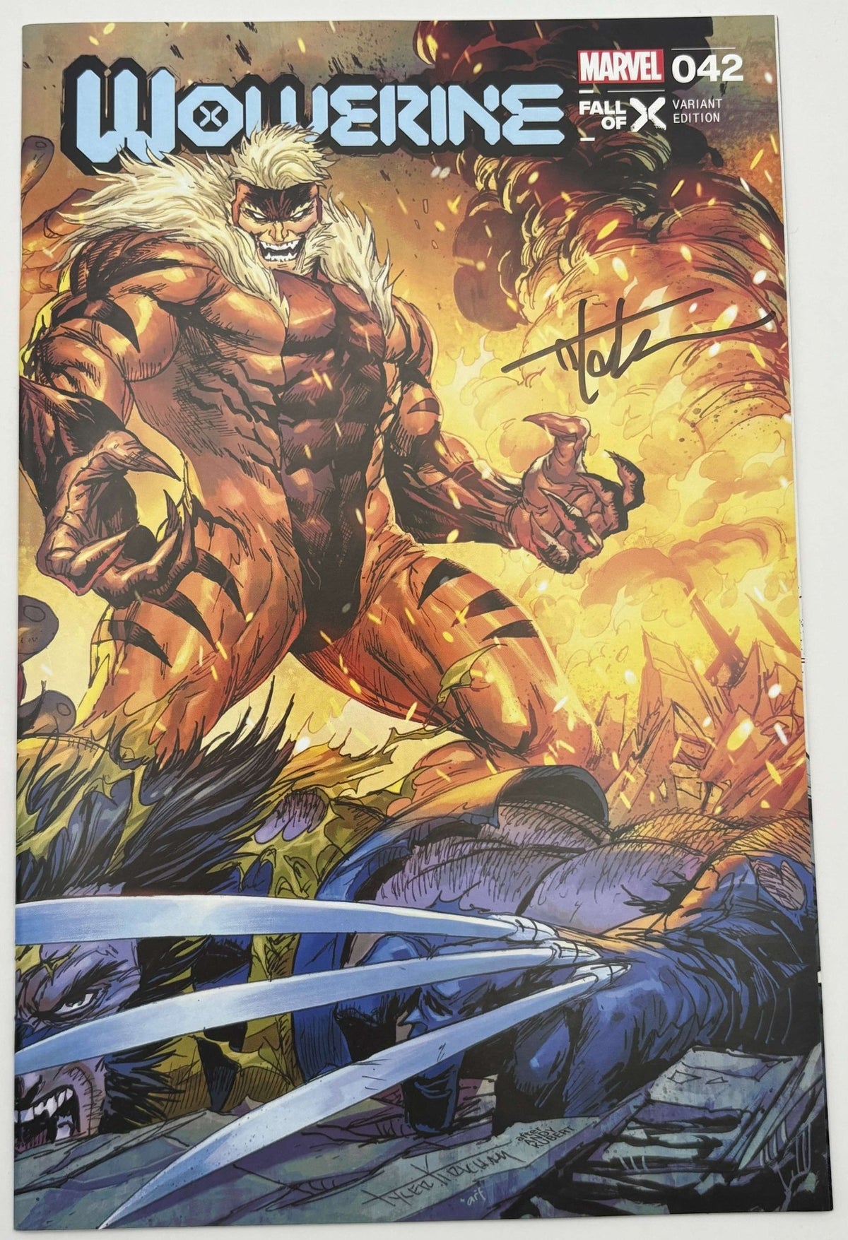 [Signed by Tyler Kirkham] WOLVERINE 42 UNKNOWN COMICS TYLER KIRKHAM EXCLUSIVE VAR [IN STOCK] - East Coast Comics